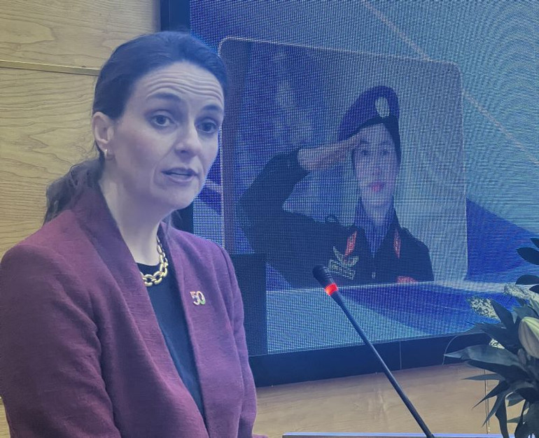 Đại sứ Canada về Phụ nữ, Hòa bình và An ninh Jacqueline O’Neil.