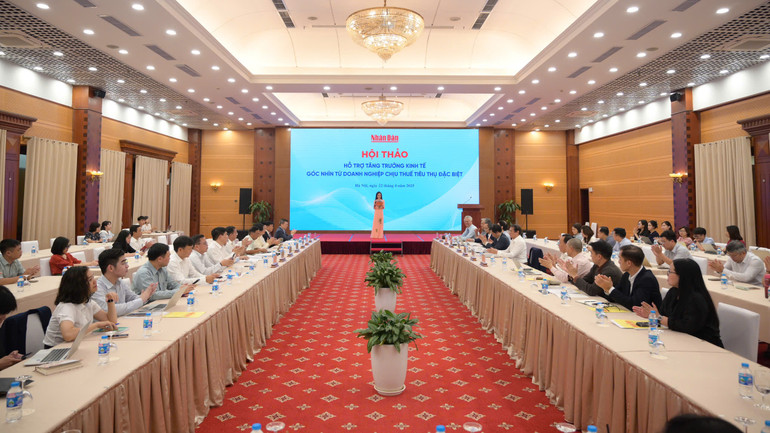 Quang cảnh hội thảo