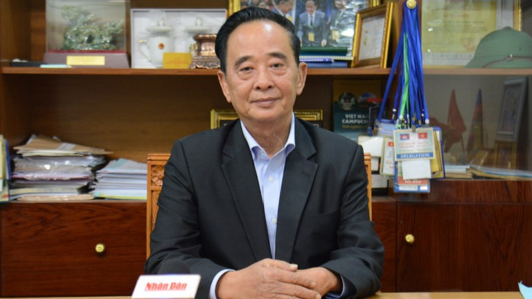 Ông Sim Chy, Chủ tịch Hội Khmer-Việt Nam tại Campuchia. Ông Sim Chy, Chủ tịch Hội Khmer-Việt Nam tại Campuchia.