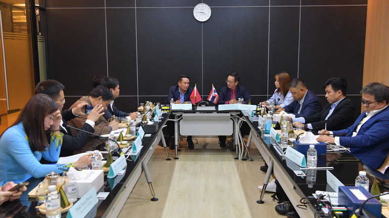 Toàn cảnh cuộc làm việc giữa đoàn công tác Hội Nhà báo Việt Nam và Hội Nhà báo Thái Lan.(Ảnh: ĐINH TRƯỜNG)