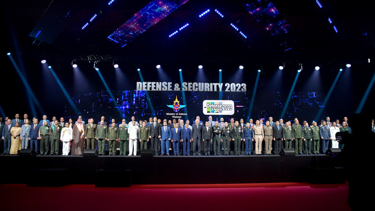 Các đại biểu tham dự Triển lãm Quốc phòng và An ninh Thái Lan 2023.