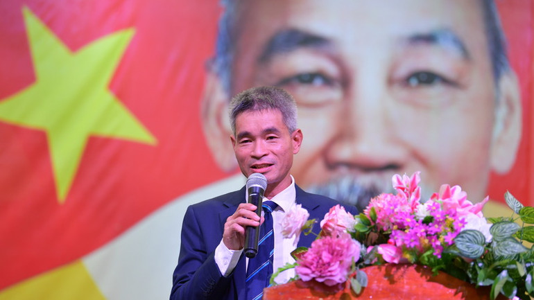 Tổng Lãnh sự Việt Nam tại Khon Kaen Chu Đức Dũng.