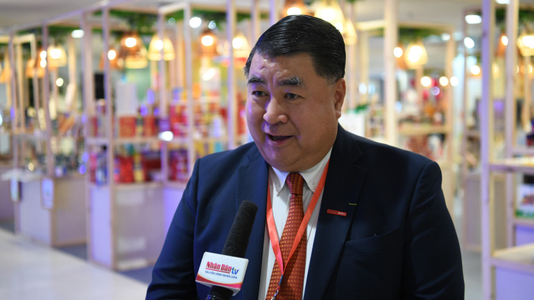 Ông Paul Le, Phó Chủ tịch Tập đoàn Central Retail Việt Nam. Ông Paul Le, Phó Chủ tịch Tập đoàn Central Retail Việt Nam.