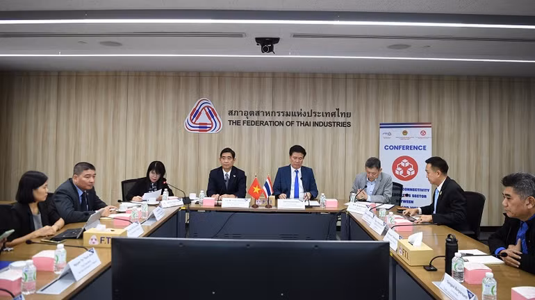 Việt Nam và Thái Lan thảo luận giải pháp tăng cường hợp tác trong lĩnh vực logistics.