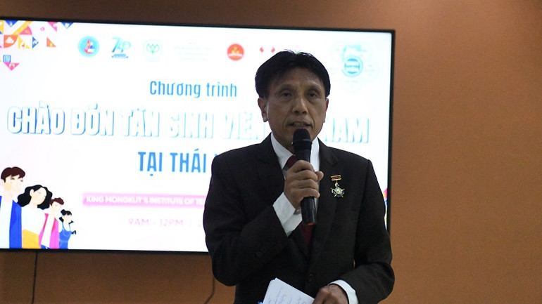 Ông Nguyễn Bá Hùng, Phó Chủ tịch Hội người Việt Nam thủ đô Bangkok và vùng phụ cận. (Ảnh: XUÂN SƠN)