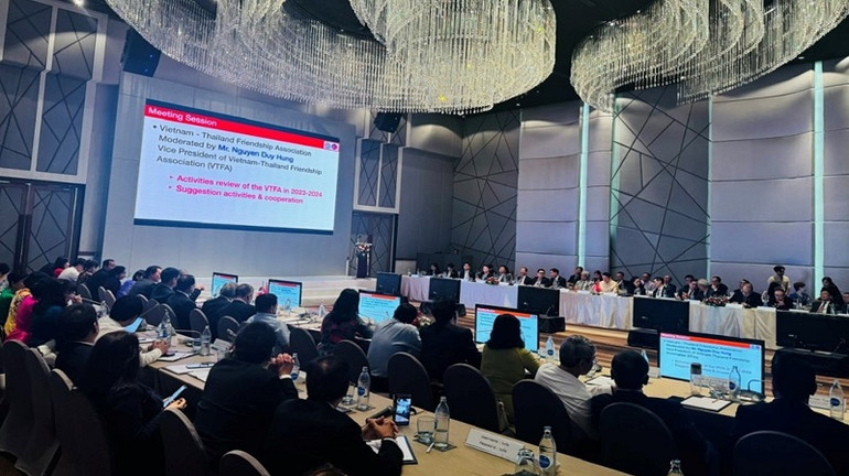 Toàn thể phiên họp (Ảnh: CTV)