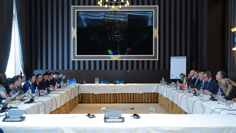 Toàn cảnh phiên họp. (Ảnh: VGP) Toàn cảnh phiên họp. (Ảnh: VGP)