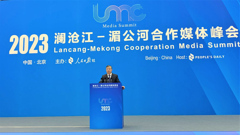 Ông Lý Thư Lỗi, Ủy viên Bộ Chính trị, Bí thư Ban Bí thư, Trưởng Ban Tuyên truyền Trung ương Đảng Cộng sản Trung Quốc phát biểu khai mạc. (Ảnh: HỮU HƯNG)