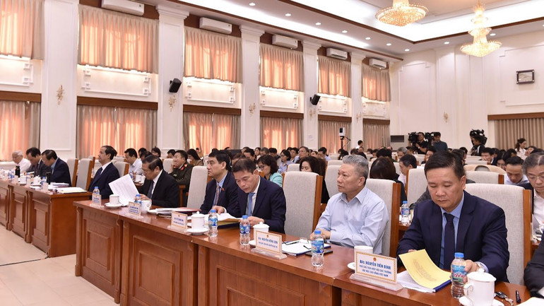 Các đại biểu tham dự hội nghị