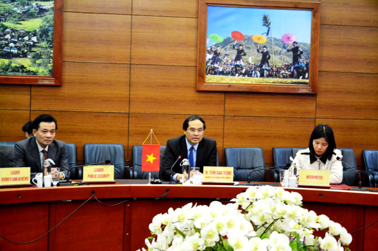 Chủ tịch UBND tỉnh Lào Cai Trịnh Xuân Trường làm việc với Đại sứ Hoa Kỳ và Đoàn công tác.