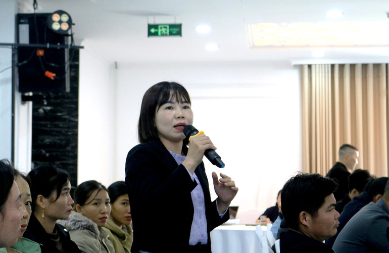 Đại biểu tham gia ý kiến về phòng, chống thiên tai và giảm thiểu rủi ro đến sản xuất nông nghiệp ở miền núi phía bắc. (Ảnh: MÙA XUÂN) Đại biểu tham gia ý kiến về phòng, chống thiên tai và giảm thiểu rủi ro đến sản xuất nông nghiệp ở miền núi phía bắc. (Ảnh: MÙA XUÂN)