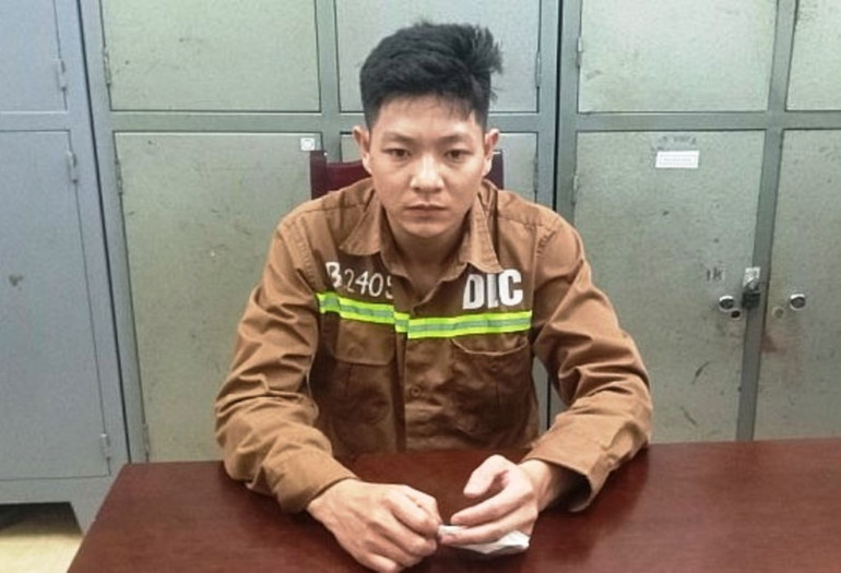 Đối tượng Nguyễn Văn Tuấn là thủ phạm gây ra vụ cướp tiệm vàng, tại tổ 1, thị trấn Tằng Loỏng (Bảo Thắng-Lào Cai) vào trưa 29/6. (Ảnh: THU HƯƠNG)