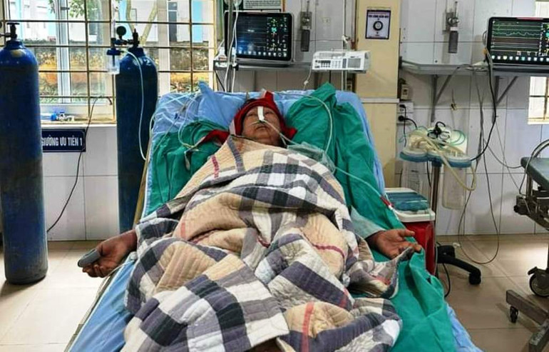 Bệnh nhân Lý Thị Diện được phẫu thuật kịp thời đã qua cơn nguy kịch, đang hồi phục sức khỏe. (Ảnh: QUỲNH TRANG)