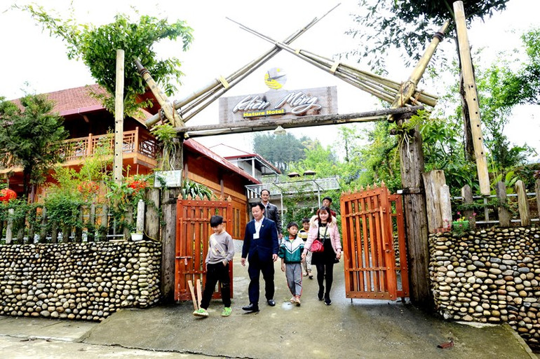 Các homestay ở ngoại ô Sa Pa chuẩn bị đón khách. (Ảnh: QUỐC HỒNG)