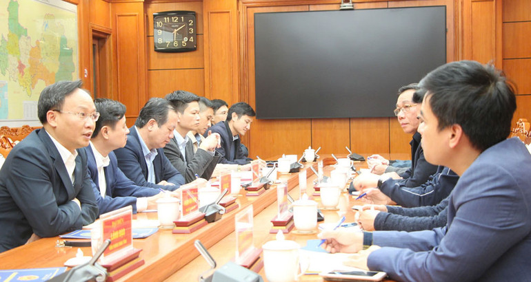 Lãnh đạo tỉnh Bắc giang làm việc với công ty Công ty Mova Plus bàn về xuất khẩu vải thiều.