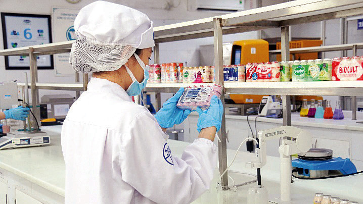 Sản phẩm sữa chua uống men sống được Vinamilk phát triển cho thị trường New Zealand đáp ứng các yêu cầu về “tính xanh, bền vững”.