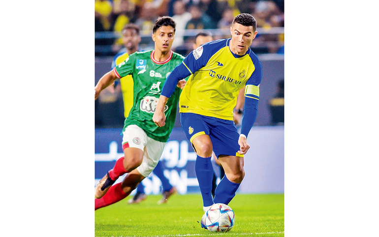 CR7 về Al-Nassr với một bản hợp đồng kinh hoàng.