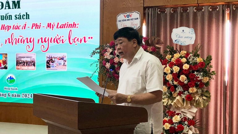 PGS, TS Nguyễn Thế Kỷ phát biểu tại cuộc tọa đàm.