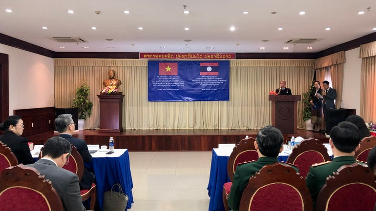 Ông Trần Huy Dụng thay mặt các tập thể, cá nhân được nhận thưởng phát biểu cảm ơn.