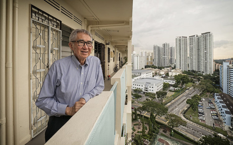 Kiến trúc sư Liu Thai Ker và tầm nhìn tuyệt đẹp từ một tòa nhà HDB.