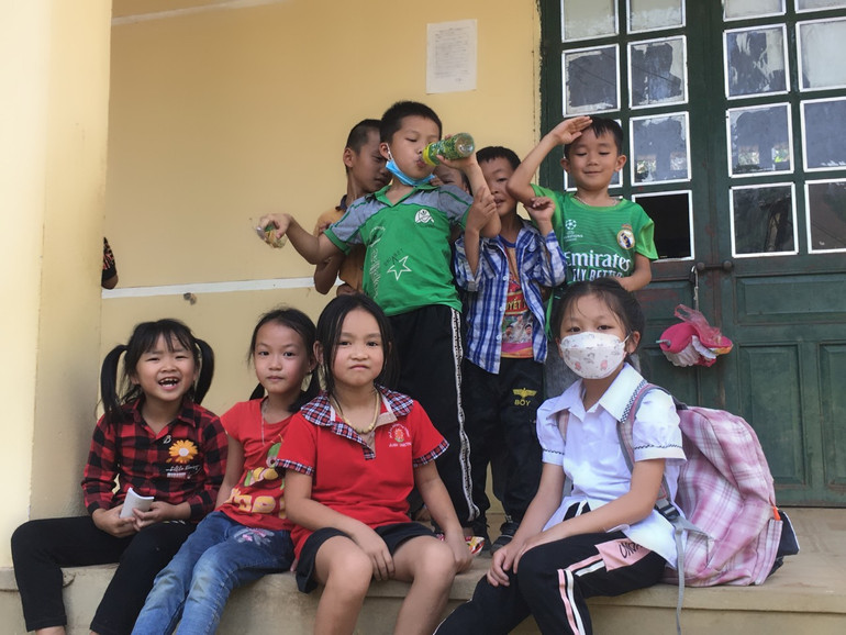 Rất cần thêm nhiều những bàn tay góp sức, vì nụ cười của các em.
