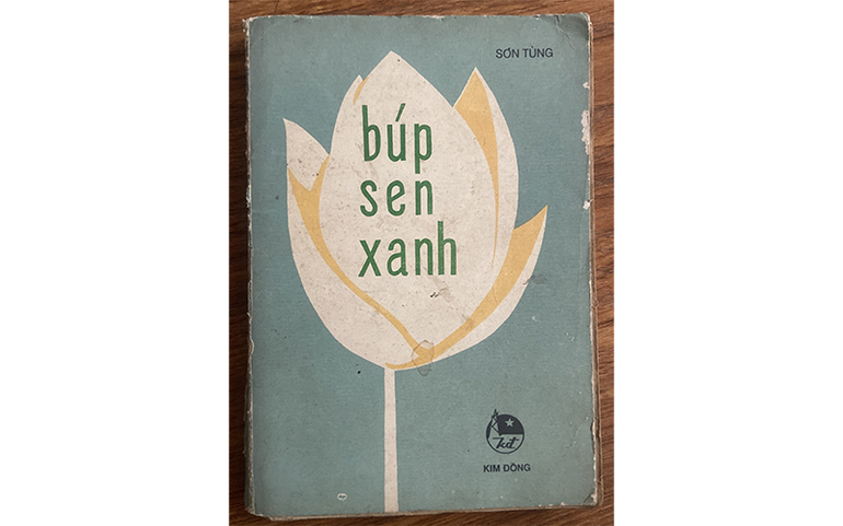 Bìa của ấn phẩm Búp sen xanh, Nhà xuất bản Kim Đồng năm 1984, do Văn Cao thiết kế và minh họa. Ảnh: Hoàng Hương