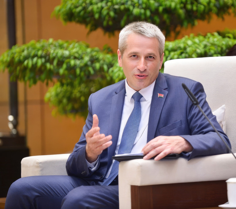 Ðại sứ Belarus tại Việt Nam, ông Vladimir Borovikov Ðại sứ Belarus tại Việt Nam, ông Vladimir Borovikov