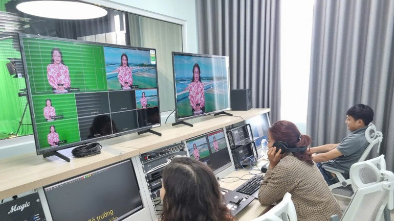 Theo Tổng Biên tập Báo Quảng Ngãi Nguyễn Phú Đức, con người là yếu tố quan trọng quyết định sự thành công trong quá trình chuyển đổi số của báo chí.