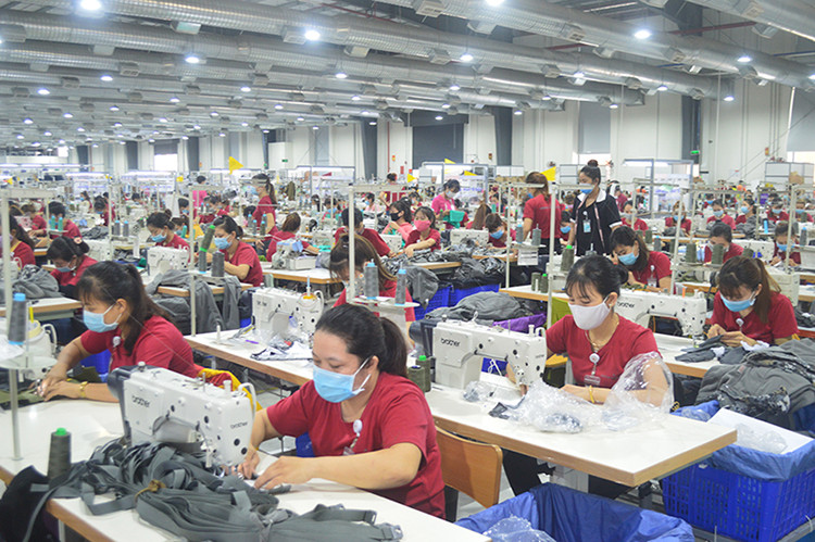 Cộng đồng doanh nghiệp Quảng Ngãi tạo việc làm cho hàng trăm nghìn lao động với mức thu nhập ổn định.