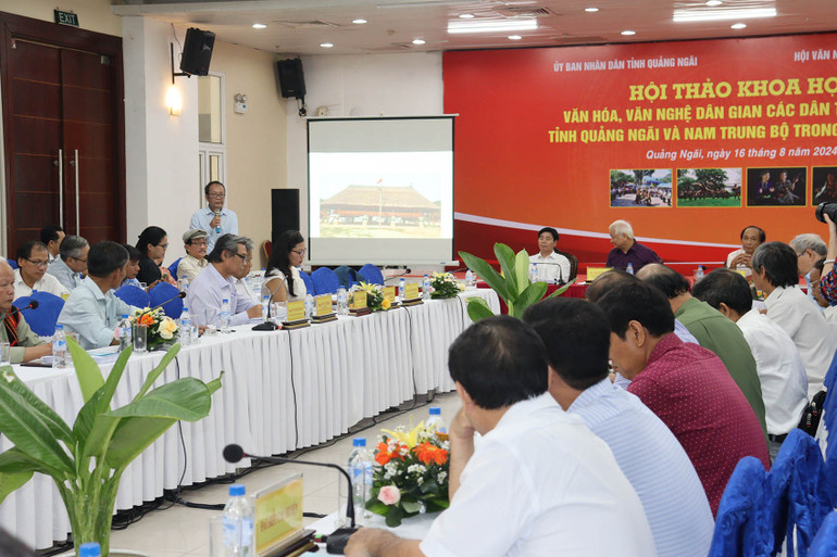 Nhà nghiên cứu Tôn Thất Hướng, Chi hội trưởng Hội văn nghệ dân gian tỉnh Quảng Nam.