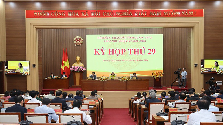 Quang cảnh kỳ họp. Quang cảnh kỳ họp.