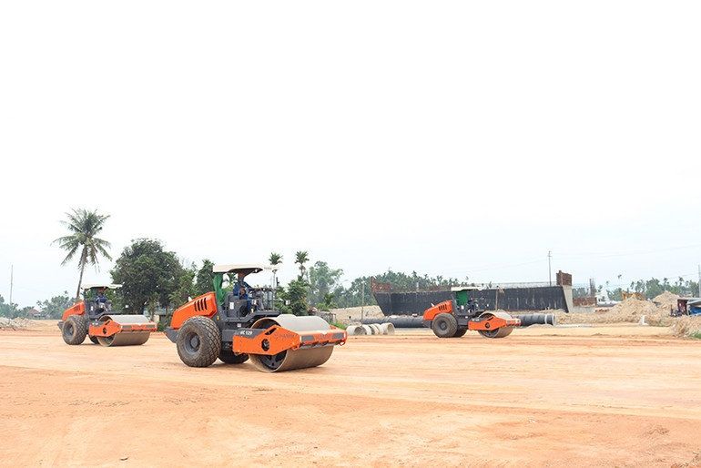 Quảng Ngãi quyết tâm hoàn tất việc bàn giao mặt bằng dự án cao tốc Quảng Ngãi-Hoài Nhơn, đoạn qua địa bàn tỉnh trước ngày 30/6/2024.