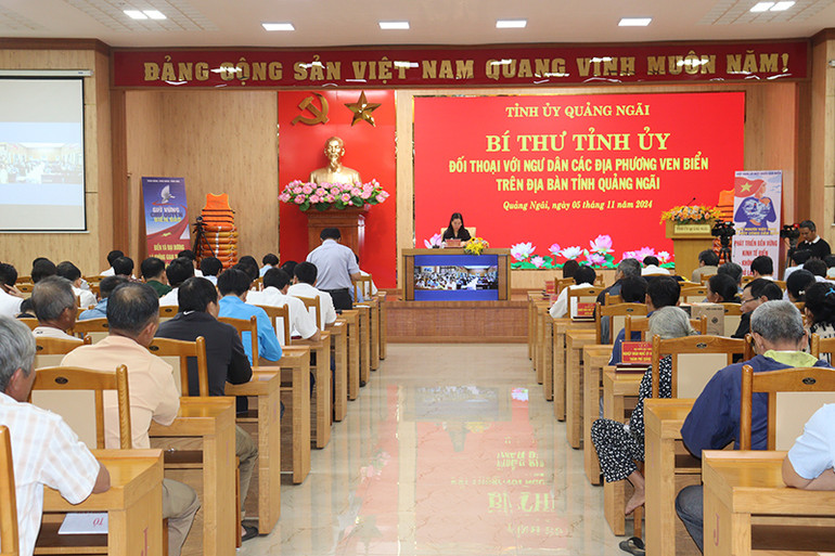 Quang cảnh buổi đối thoại.