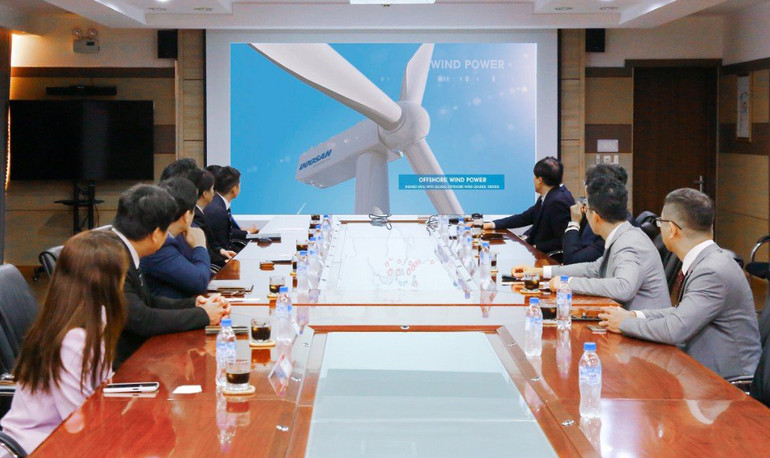 Sau khi ký kết MOU, Doosan Vina và Marubeni sẽ cùng nghiên cứu và tìm hiểu tính khả thi cũng như khả năng hợp tác về điện gió ngoài khơi tại Việt Nam.