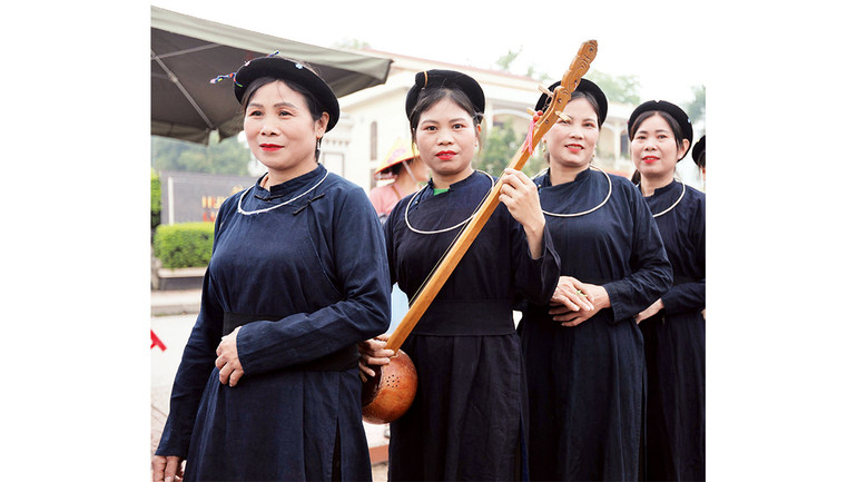 Chuẩn bị cho ngày hội.