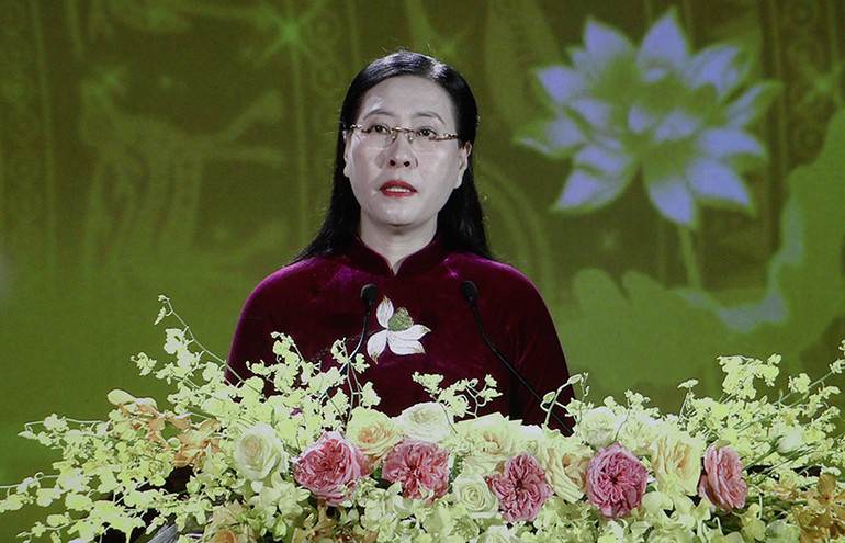 Bí thư Tỉnh ủy Quảng Ngãi Bùi Thị Quỳnh Vân phát biểu tại buổi lễ.