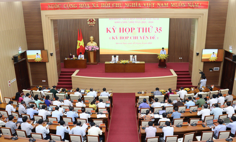 Quang cảnh kỳ họp.