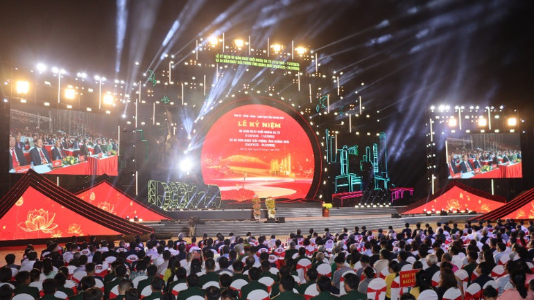 Quang cảnh buổi lễ.