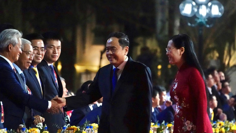 Chủ tịch Quốc hội Trần Thanh Mẫn đến dự Lễ kỷ niệm 80 năm Ngày Khởi nghĩa Ba Tơ và 50 năm Ngày Giải phóng tỉnh Quảng Ngãi.