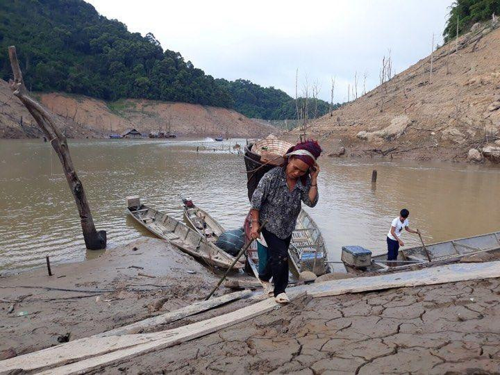 Người dân vùng Thủy điện Bản Vẽ (Nghệ An). Ảnh: CẢNH THẮNG Người dân vùng Thủy điện Bản Vẽ (Nghệ An). Ảnh: CẢNH THẮNG