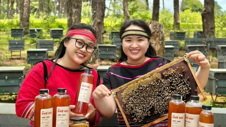 Nhiều bạn trẻ biến những tài nguyên bản địa và khát vọng trở thành những sản phẩm có giá trị gia tăng cao, sản phẩm OCOP.