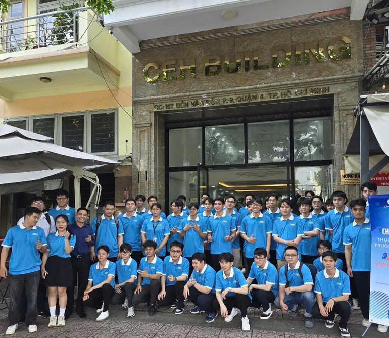 Lực lượng tư nhân không chỉ đang “làm ăn”, mà đang tham gia vào nhiệm vụ chiến lược của quốc gia.