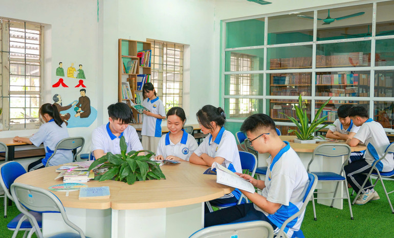 Thư viện trường.