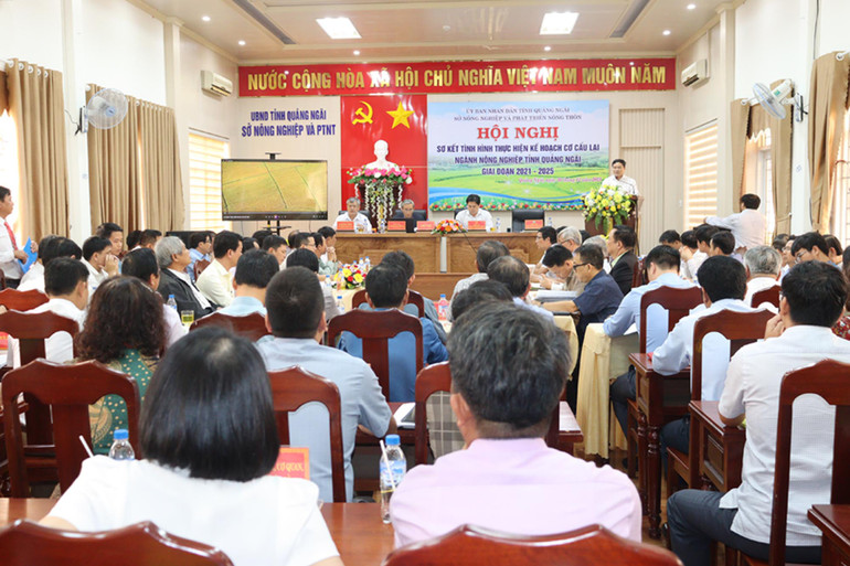 Quang cảnh hội nghị.