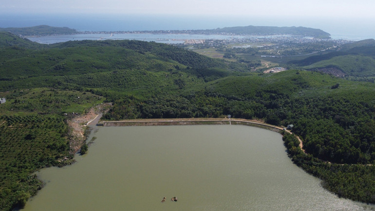 Hồ chứa nước Cây Xoài, nguồn nước đầu vào của hệ thống cấp nước sạch phục vụ Khu dân cư Sa Huỳnh.