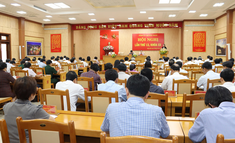 Quang cảnh kỳ họp.