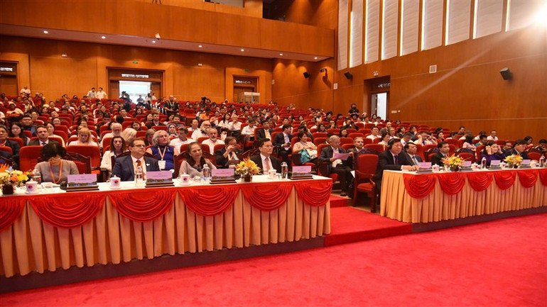 Quang cảnh hội nghị.