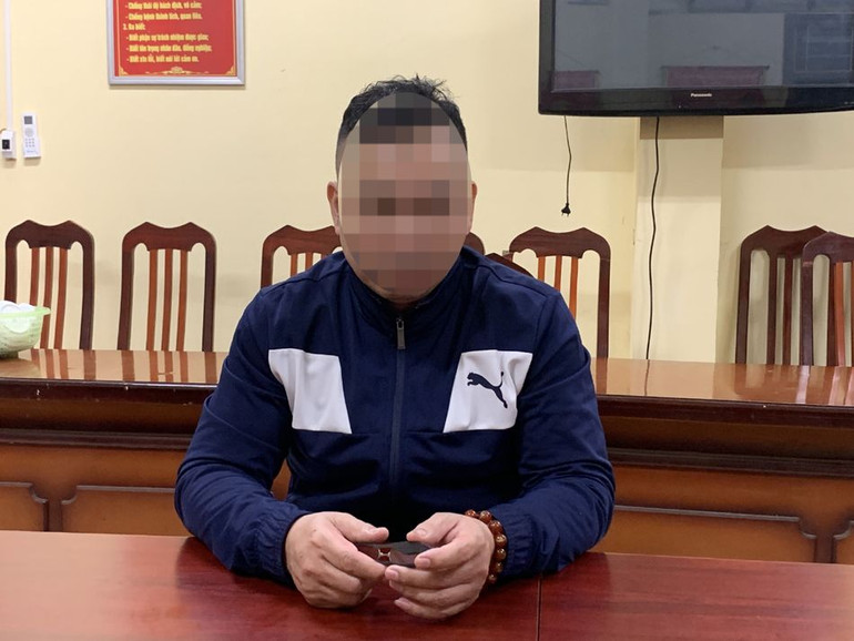 Đối tượng Trần Đức Dương tại cơ quan điều tra.