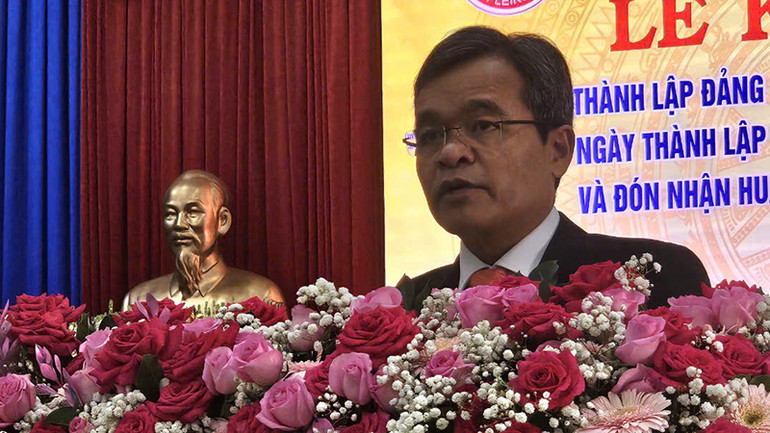 Ủy viên Trung ương Đảng, Bí thư Tỉnh ủy, Chủ tịch HĐND tỉnh Gia Lai Hồ Văn Niên phát biểu tại lễ kỷ niệm.