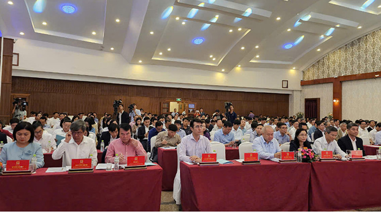 Các đại biểu tham dự Hội nghị.